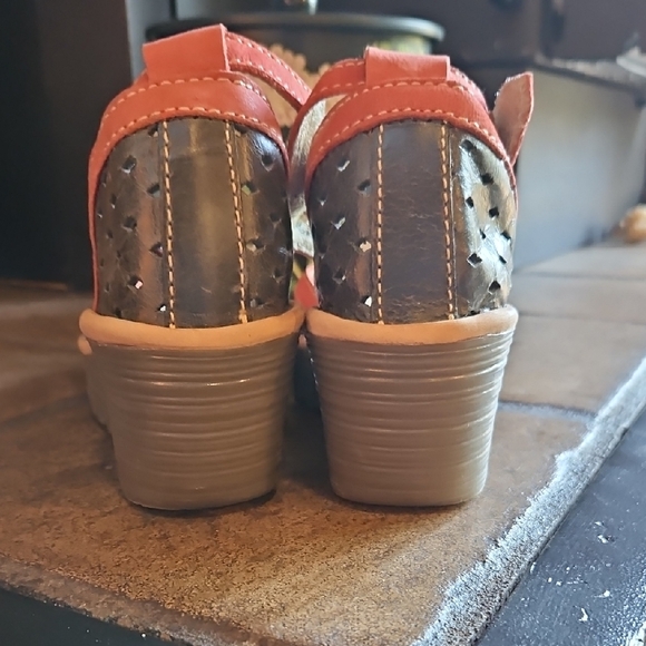 Fly London Women's Sandals in Red and Gray - Picture 4 of 6